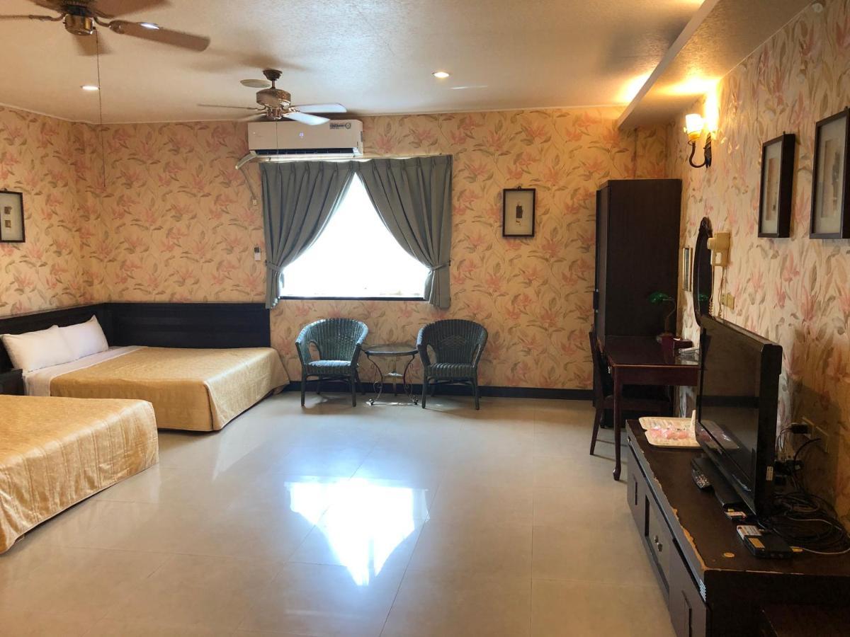 星辰庭園汽車旅館 Touliu Extérieur photo